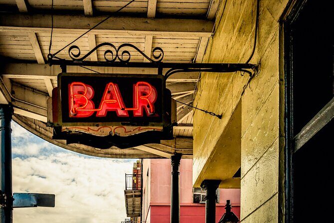 French Quarter Boozy Lunch Crawl with Seafood Boil - Is This Tour Worth It?