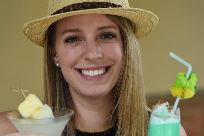 French Quarter Small-Group Cocktail and Foodie Crawl - What Makes the Tour Stand Out