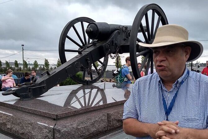 French Quarter Walking Tour: LGBTQ History, Literary History, and Voodoo - What the Reviews Say