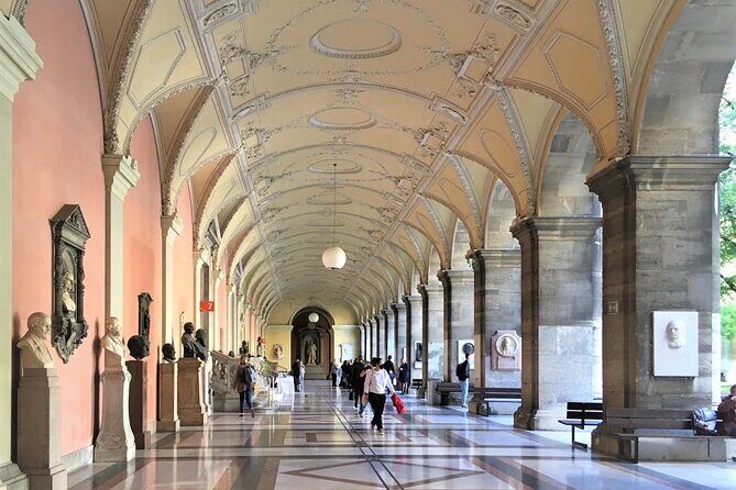 Freud - Inside the mind of a Genius - A Closer Look at the Experience