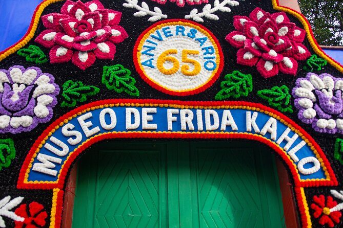 Frida Kahlo Museum with an expert - An In-Depth Look at the Tour Itself