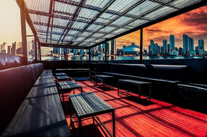 Friday Night Boat Bliss in Toronto - FAQs