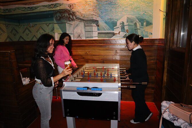 Friday Night Pub Crawl for Professionals in Vienna, Austria - An In-Depth Look at the Vienna Pub Crawl