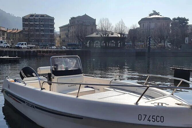 From 1H to 4H License Free Boat Rental 40cv Lake Como - Who Would Love This?