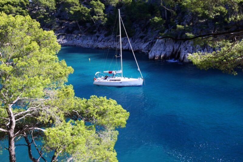 From Aix: Cassis Boat Ride & Provence Wine Tasting Day Tour - Considerations and Practical Tips