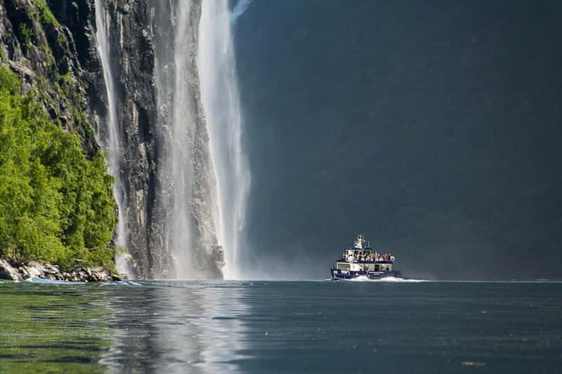From Ålesund: Round Trip Fjord Cruise to Geirangerfjord - Who Should Consider This Tour?