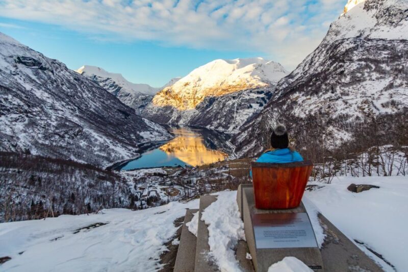 From Ålesund: Winter Fjord Cruise to Geirangerfjord - Key Points