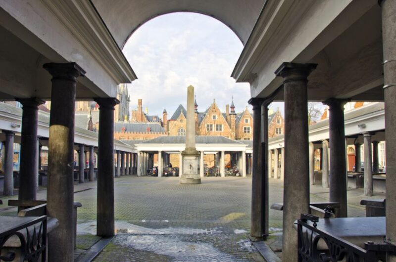 From Amsterdam: Day Trip to Bruges in Spanish or English - Key Points