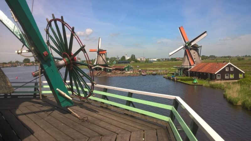 From Amsterdam: Keukenhof and Zaanse Schans Small Group Tour - Why This Tour Stands Out