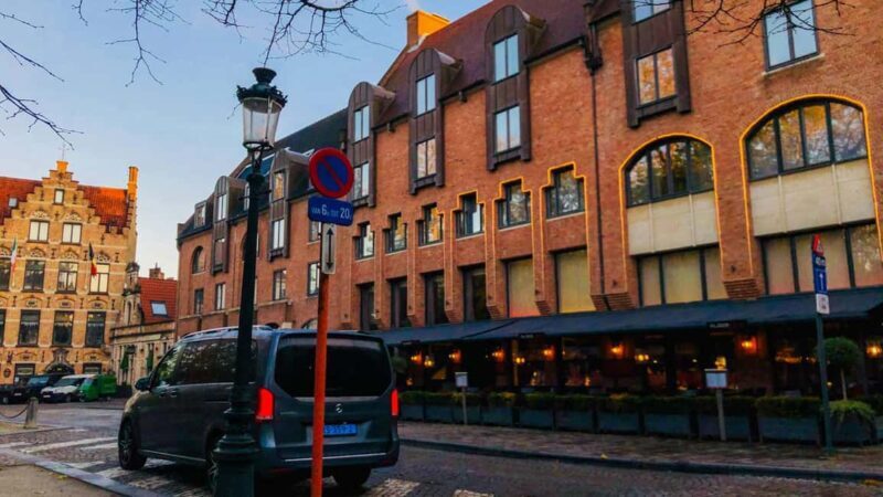 From Amsterdam: Private Day Trip to Bruges - Who Should Book This Tour?