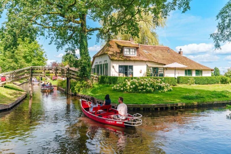 From Amsterdam: Ultimate Giethoorn Experience with Boat Tour - The Guides and Overall Organization