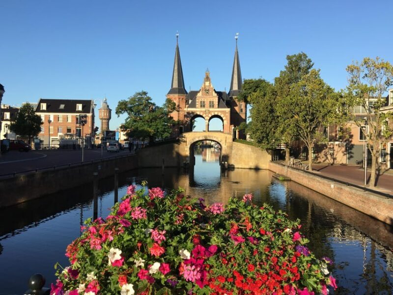 From Amsterdam: visit Zaanse Schans, Muiderslot and more! - The Majestic Muiderslot Castle