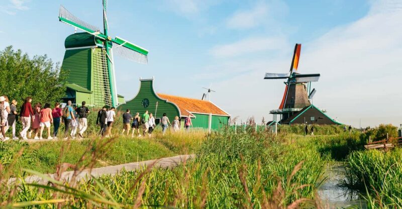 From Amsterdam: Zaanse Schans, Edam, Volendam & Marken - FAQ: Common Questions About the Tour