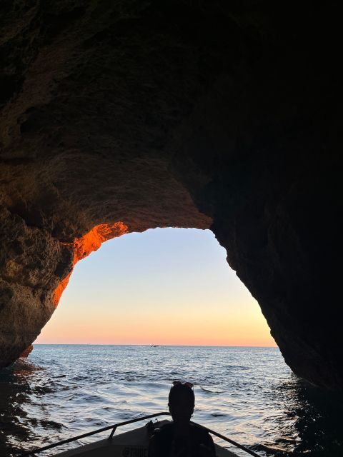 From Armação de Pêra: Private Benagil Caves Sunset Tour - FAQ