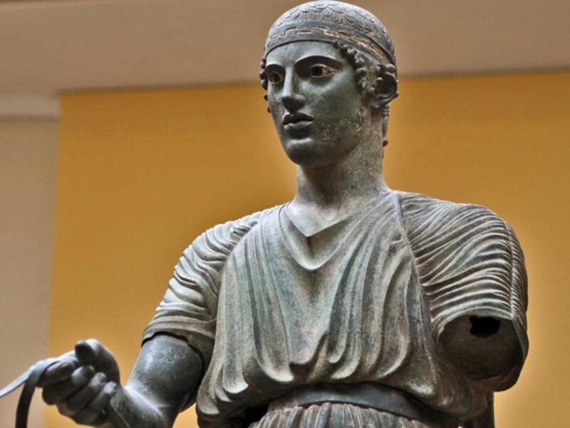 From Athens: Delphi and Osios Loukas Monastery Day Trip - Who Should Consider This Tour?