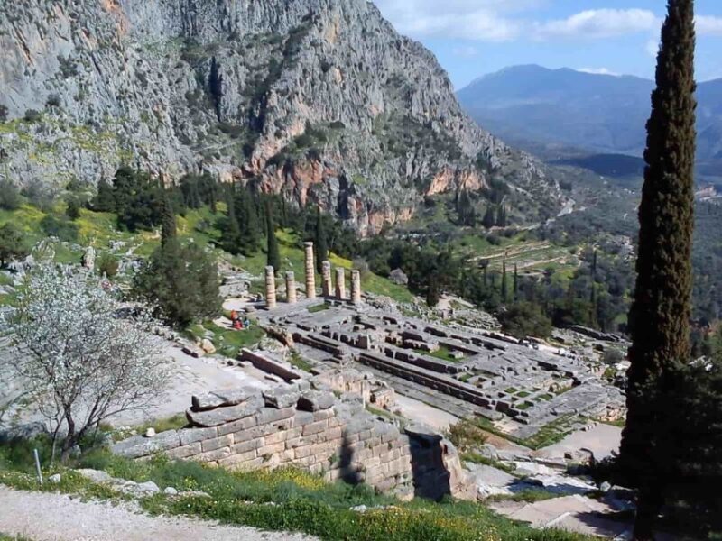 From Athens: Delphi Private Tour with Lunch Time - Key Points