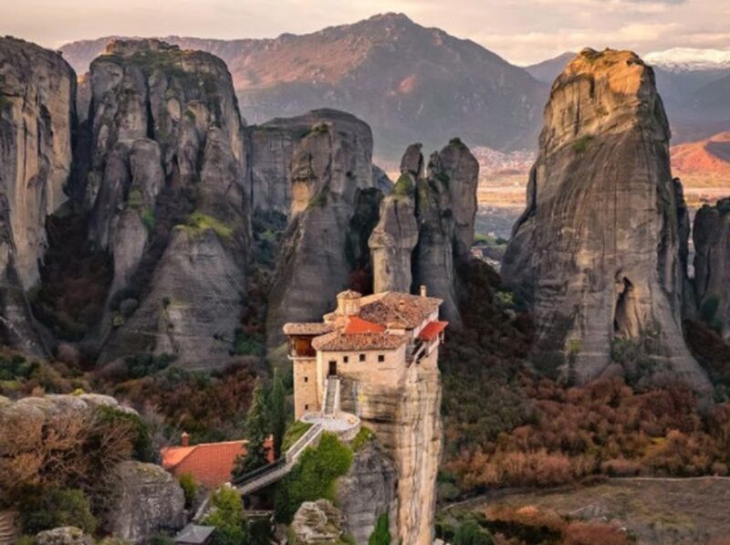 From Athens: Meteora Private Day Trip with Transfer - Key Points