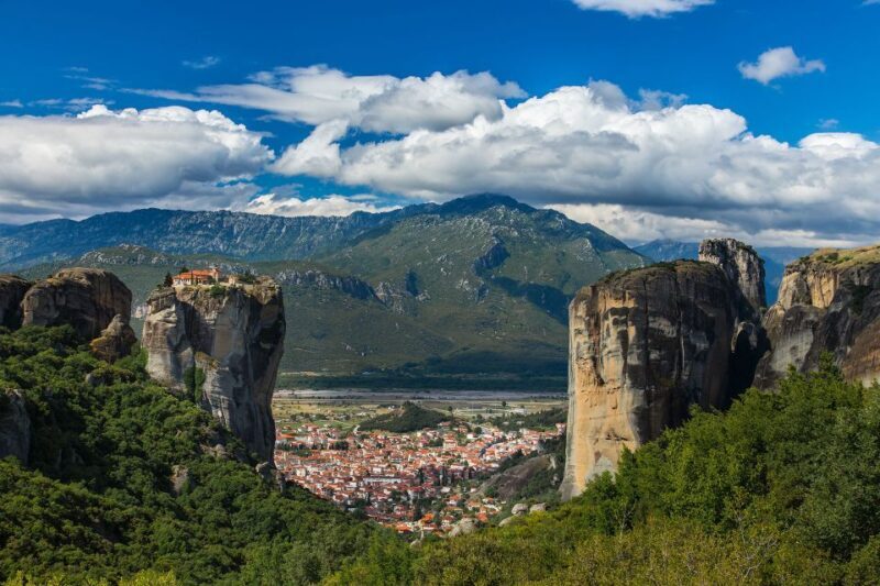 From Athens: Meteora Train Trip with Overnight Stay - The Bottom Line: Who Should Consider This Tour?