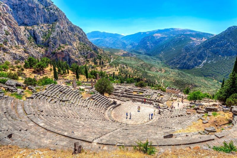 From Athens: Private Delphi and Thermopylae Guided Day Trip - Key Points