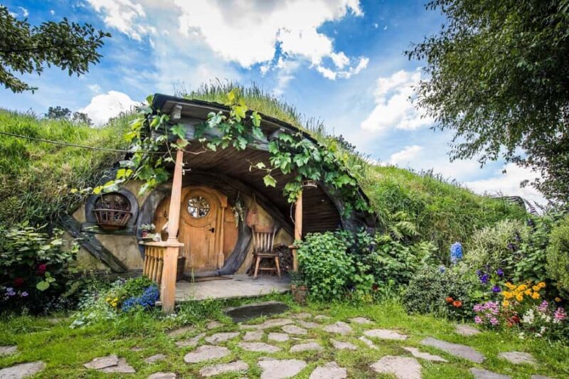 From Auckland: Hobbiton Movie Set Full-Day Small-Group Trip - Who Is This Tour Best For?