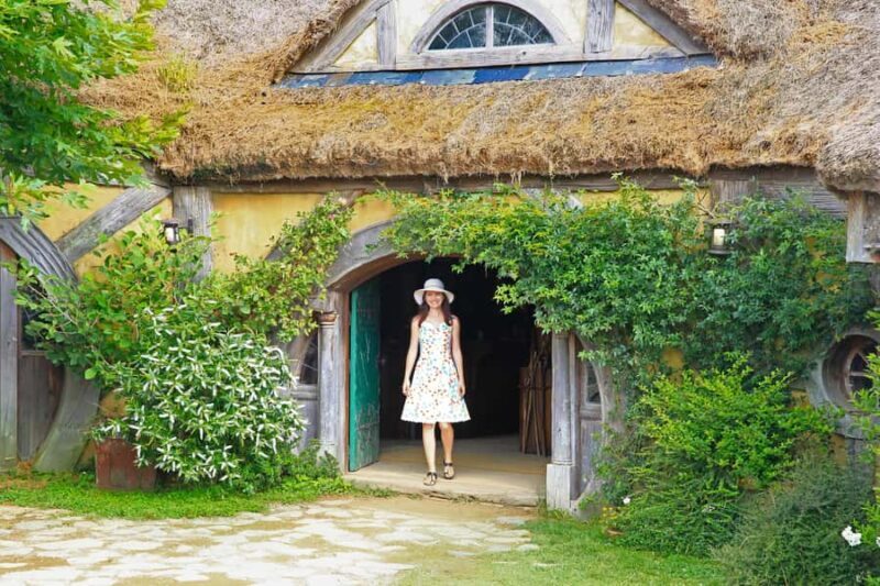 From Auckland: Hobbiton & Rotorua Tour with Lunch at Te Puia - Who Is This Tour For?