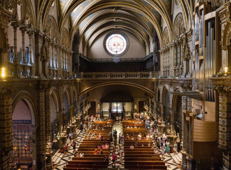 From Barcelona: Half-Day Montserrat Small Group Guided Tour - Basilica and Monastery Visits: Small Time, Big Meaning