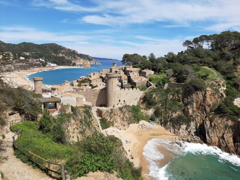 From Barcelona: Tossa de Mar Day Tour with Beach Time - Key Points
