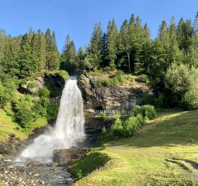From Bergen: Trolltunga and Waterfalls Helicopter Tour - Over Hardanger Fjord and Folgefonna Glacier