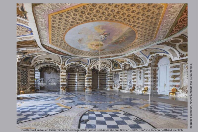 From Berlin: Guided tour of the New Palace, lunch, and city tour of Potsdam - Key Points