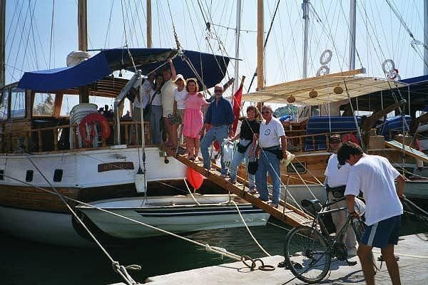 From Bodrum: Full-Day Boat Cruise - The Group Size and Atmosphere
