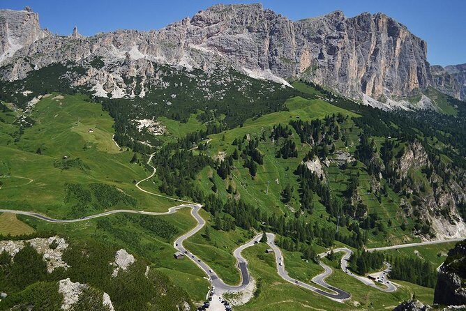 From Bolzano: Private Day Tour by car: The Heart of the Eastern Dolomites - FAQ