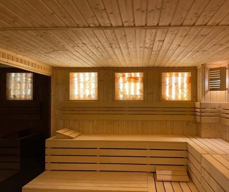 From Borovets: Thermal Pool Escape & Aqua Club Visit - Key Points