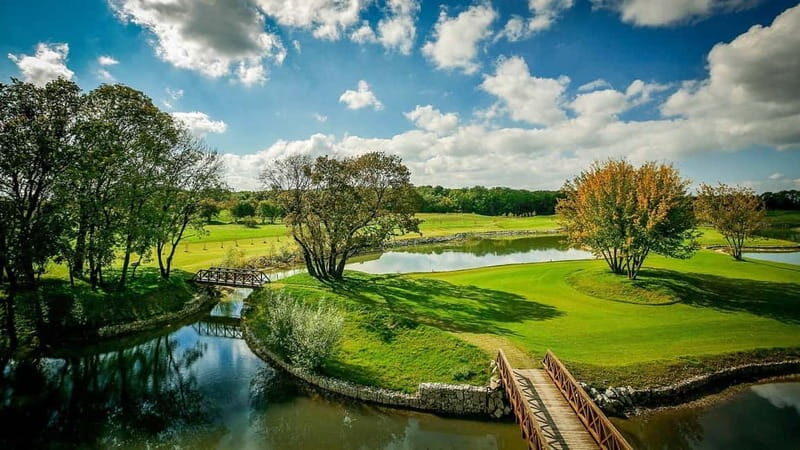 From Bratislava: Play Golf in Slovakia - all inclusive - Key Points