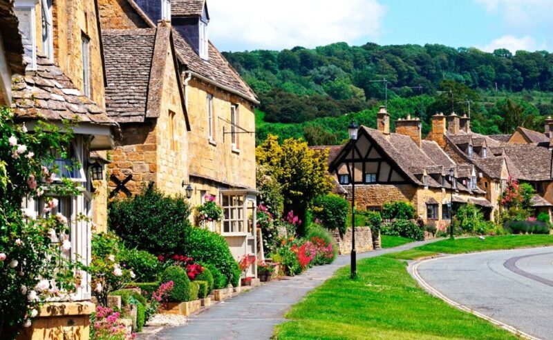 From Brighton: Stratford-upon-Avon & The Cotswolds Day Trip - Key Points