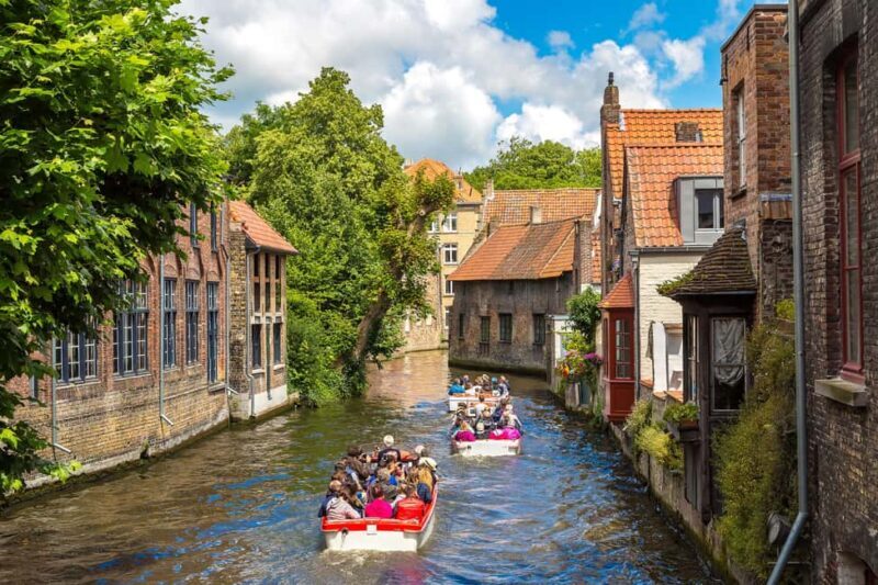 From Brussels: Bruges by Train with Guided Tour & Boat Ride - The Charm of Bruges’ Architecture and Atmosphere