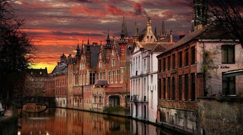 From Brussels: Bruges Day Trip with Boat Tour Option (ES) - Final Thoughts: Is This Tour Right for You?