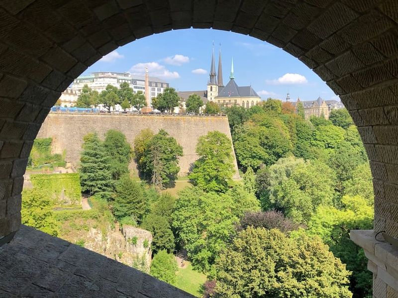 From Brussels: Luxembourg Tour with Dinant Visit - Luxembourg City guided highlights: what you actually see