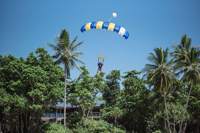 From Cairns: Tandem Skydive Experience over Mission Beach - Who Is This Tour Perfect For?