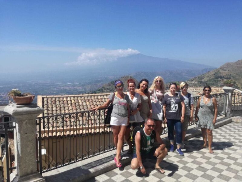 From Catania: White Lotus tour Taormina, Castelmola & Naxos - FAQs