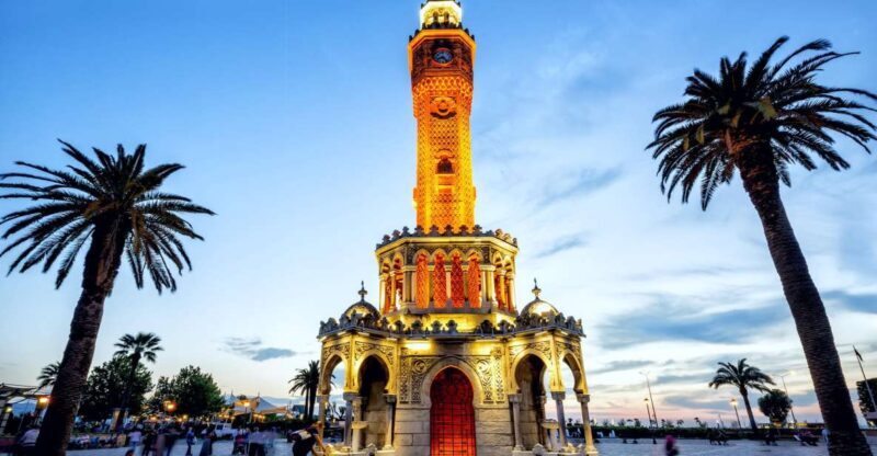 From Cesme: Private Izmir City & Agora Tour with Lunch - Exploring Ancient Izmir: The Agora