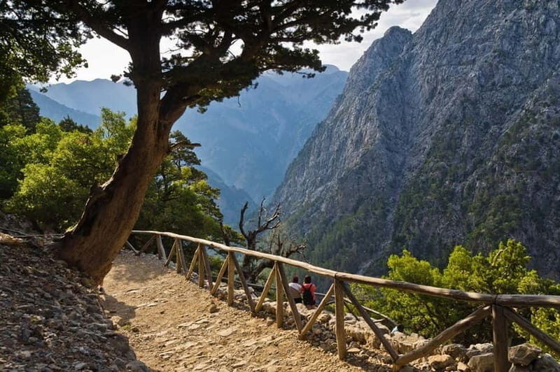 From Chania: Samaria Gorge Hiking Tour Easy Way - What Makes This Tour Stand Out?