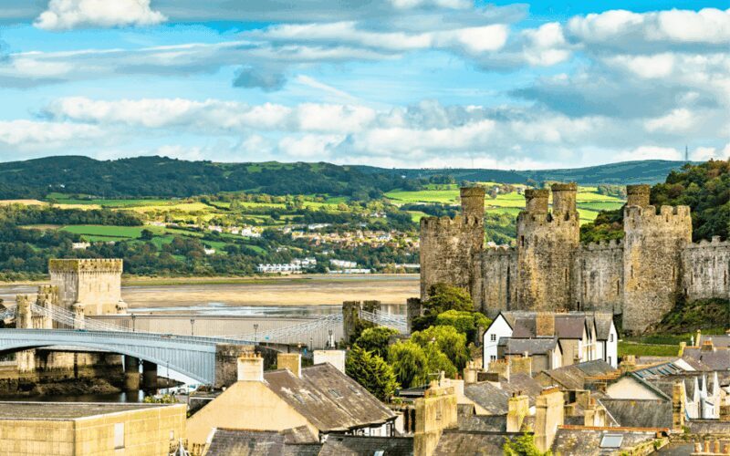From Chester: North Wales and Caernarfon Castle Tour - Key Points