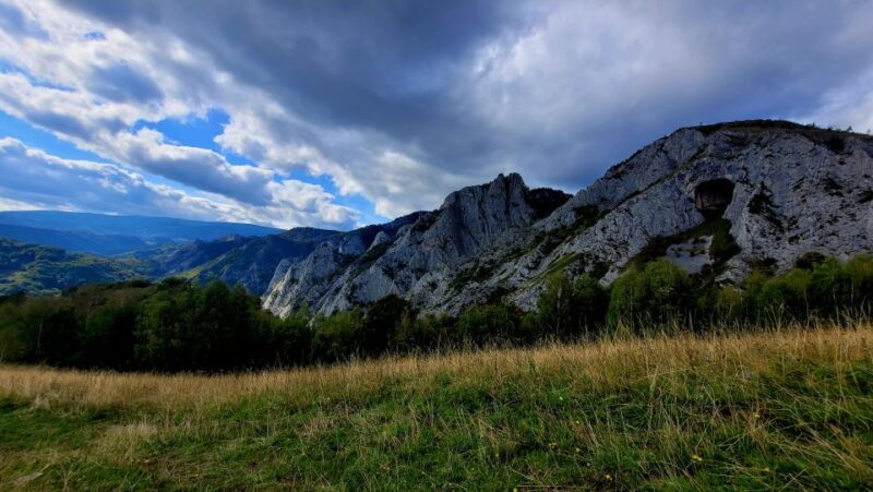 From Cluj-Napoca: Apuseni Mountains Hiking Guided Day Tour - Return Trip: Relaxed and Satisfied