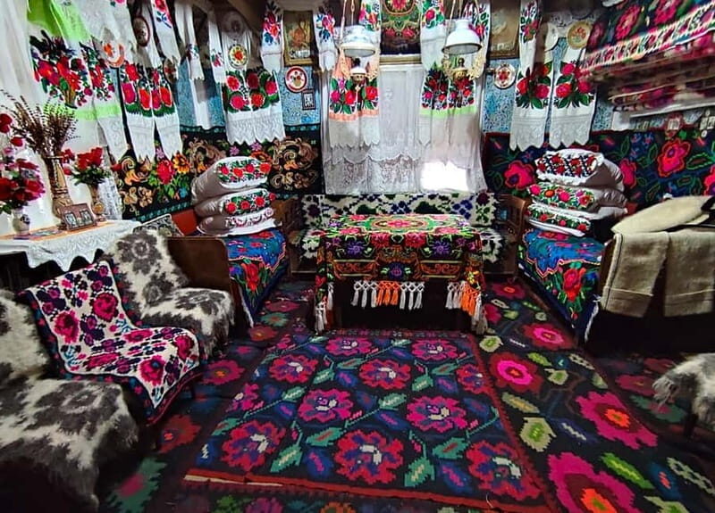 From Cluj-Napoca: Maramure 3-Day Tour with Accommodation - Day 2: Exploring Monasteries and Traditional Crafts