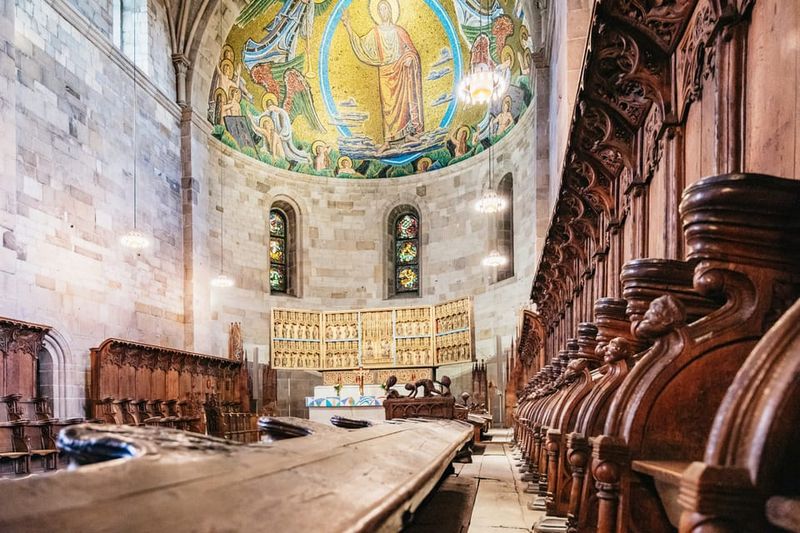 From Copenhagen: Lund and Malmö 2-Country Tour - Malmö: shopping time and big-city sights without the stress