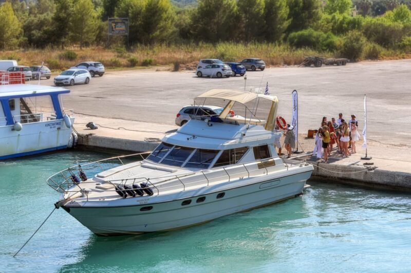From Corfu: Luxury Yacht Cruise to Paxos and Antipaxos - Key Points