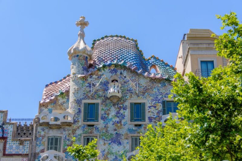 From Costa Brava: Barcelona and Antoni Gaudí's Work Bus Tour - What’s Included and How It Works