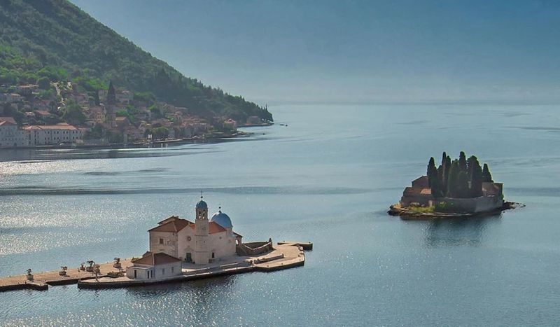 From Dubrovnik: Montenegro Day Trip with Boat Cruise - Our Lady of the Rocks: Short Stop, Great Photo Moments