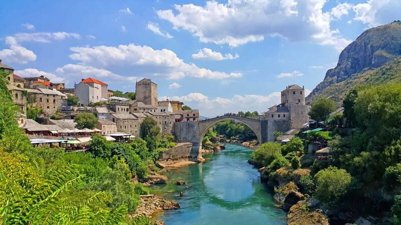 From Dubrovnik: Mostar and Kravice Waterfalls Day Trip - Pros and Cons Based on Reviews
