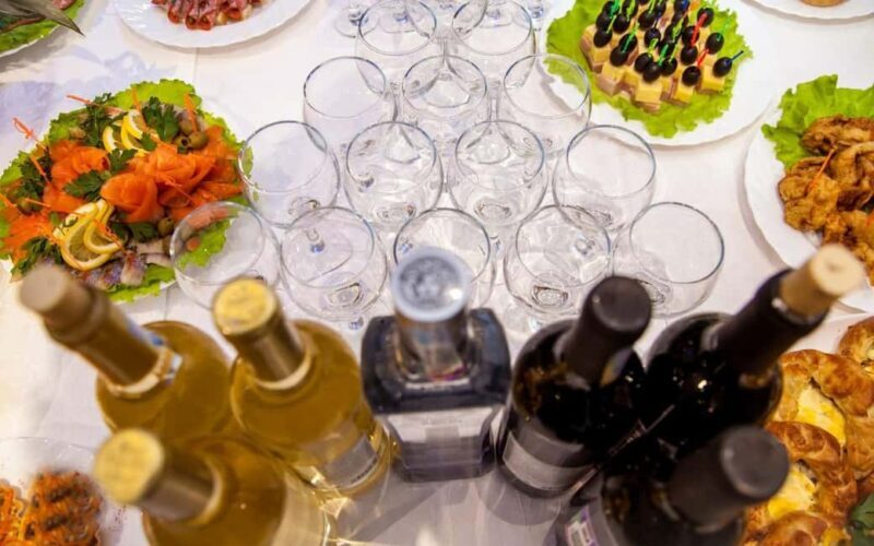 From Dubrovnik: Private Day Trip to Ston & Korula & wine - Key Points